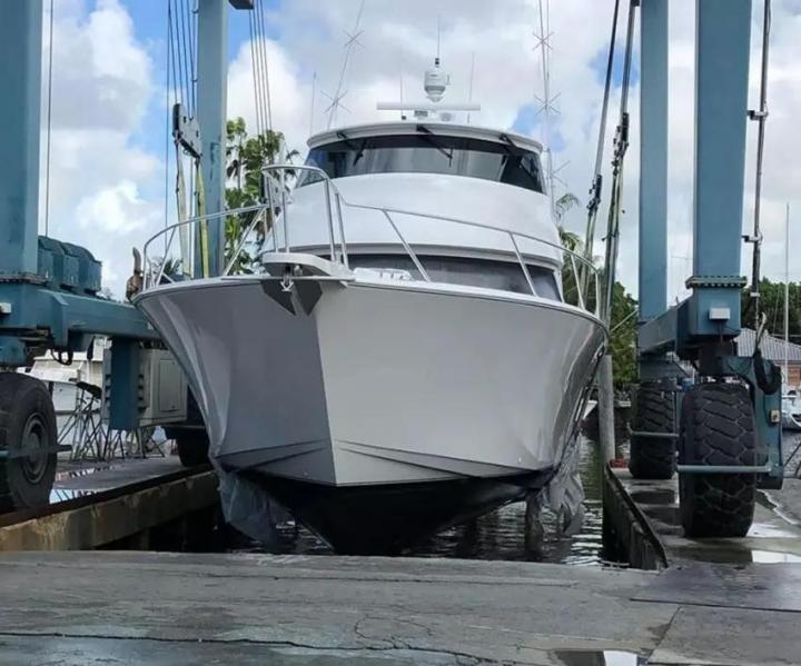 Norseman Boatyard takes pride in being the trusted name for boat painting services in Miami, Florida.